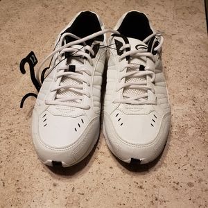 Athletic works men's tennis shoes
